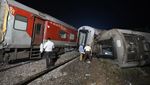 Kereta di India Tergelincir, Puluhan Penumpang Jadi Korban