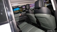 Versi penggerak roda belakang motor tunggal dari iCAR 03 ini mampu menyemburkan tenaga 181 hp dan torsi 184 Nm. Sementara untuk penggerak empat roda motor ganda memiliki daya 74 hp dan torsi maksimum 279 Nm.  