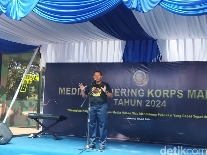 Lomba menembak untuk wartawan, diadakan Marinir. (Kurniawan Fadilah/detikcom)