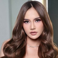 Penyanyi Mahalini Raharja tengah jadi sorotan karena diduga menjalani operasi hidung. Penampilan terbaru istri Rizky Febian itu pun jadi sorotan. Foto: Instagram/@dhirmanputra