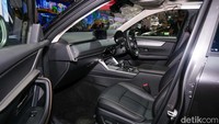 Mazda CX 60 pro hadir dengan performa yang dinamis dan tampilan yang sporty. SUV premium Mazda CX-60 kini hadir dengan edisi baru, yaitu Mazda CX-60 Pro (2.5L AWD), yang diperkenalkan bertepatan dengan pembukaan GIIAS 2024.  