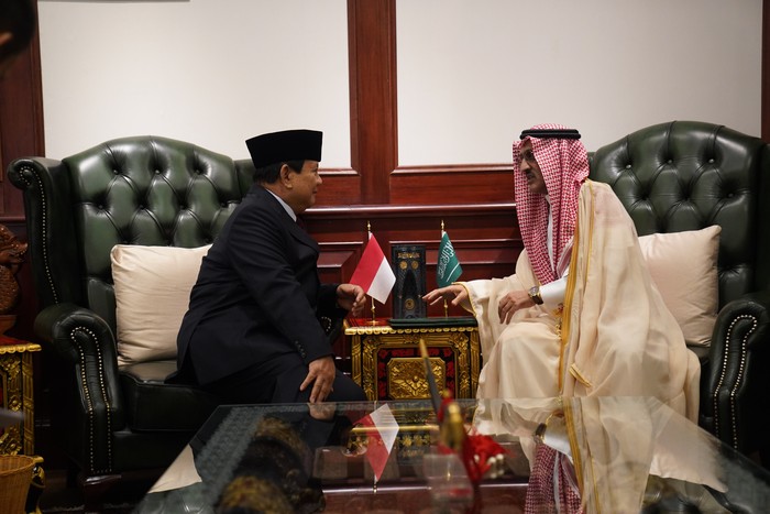 Menhan Prabowo Subianto menerima kunjungan Duta Besar Arab Saudi untuk Indonesia, Faisal Bin Abdullah H Amodi. (Dok Kemhan RI)