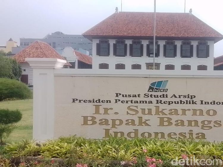 Napak Tilas Perjalanan Ir. Soekarno di Gedung Arsip Nasional