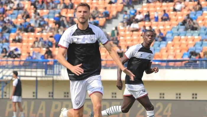 Nermin Haljeta menjalani debut bersama PSM Makassar melawan Persib Bandung di Piala Presiden 2024.