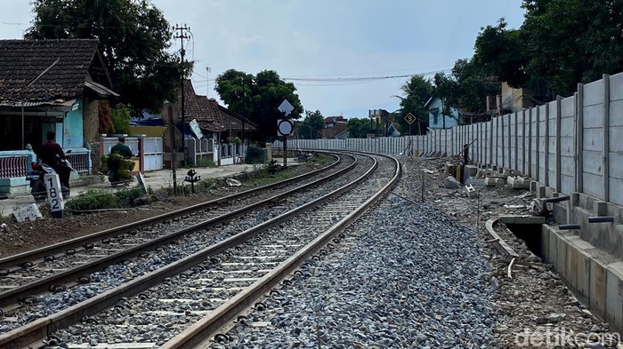 Pembangunan Rel Kereta Dikebut Tahun Depan, Target 600 Km