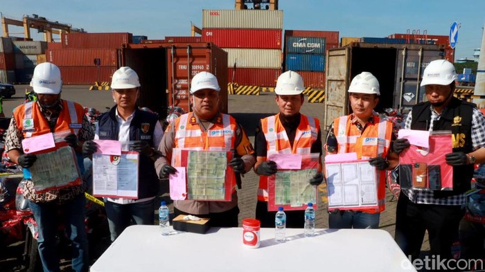 Pengiriman motor-mobil ke Timor Leste Digagalkan