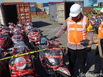Polisi Gagalkan Pengiriman Motor-Mobil Ilegal ke Timor Leste