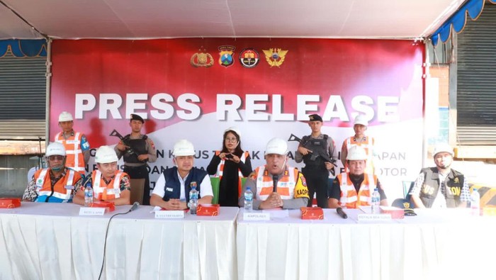 Pengiriman motor-mobil ke Timor Leste Digagalkan