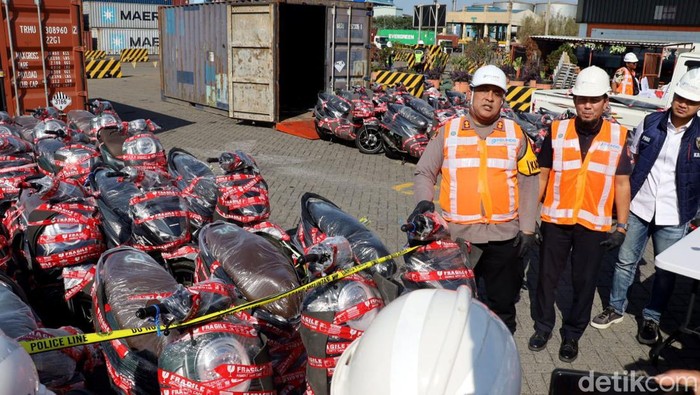 Pengiriman motor-mobil ke Timor Leste Digagalkan