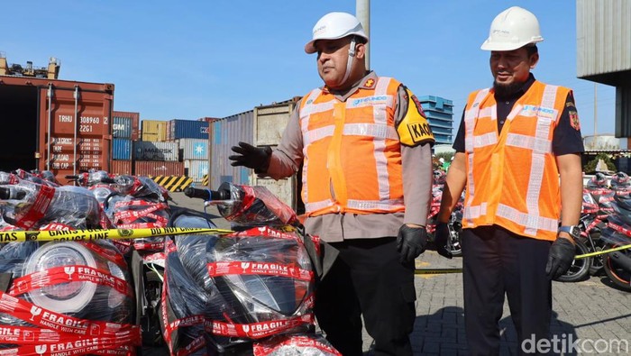 Pengiriman motor-mobil ke Timor Leste Digagalkan