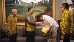 Airlangga Serahkan Rekomendasi ke Bobby-Surya untuk Pilgub Sumut 2024