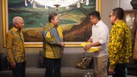 Partai Golkar resmi mengusung pasangan Bobby Nasution dan Surya menjadi calon Gubernur Sumut dan Wakil Gubernur Sumut 2024 (Foto; Istimewa)