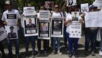 Warga Venezuela Kumpul di Kementerian Publik Peringati Hari Nelson Mandala
