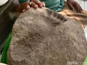 Cerita Penemuan Batu Tapak di Situs Ki Dampoe Awang Indramayu