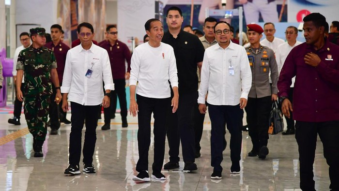 Presiden Jokowi di Stadion Si Jalak Harupat.