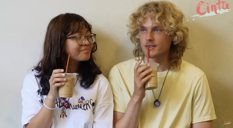 Pulang ke Jakarta, Cinta Kuya Ajak Pacar Bule Jajan Bubur Gerobakan