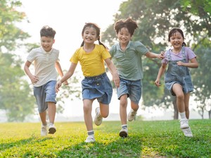 15 Puisi Hari Anak Nasional 2025 yang Pendek hingga Panjang