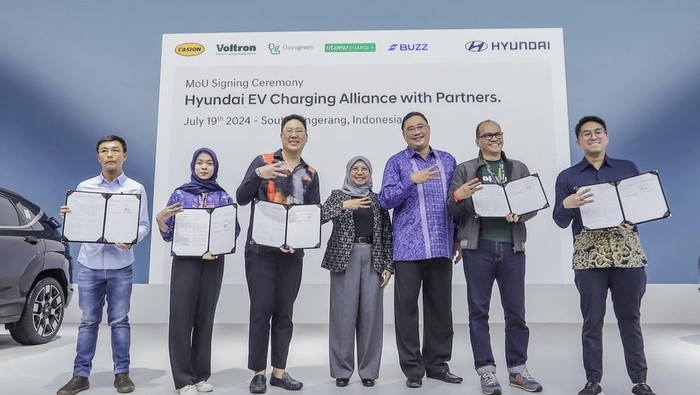 Tambah 400 jaringan charging station, Hyundai gandeng banyak mitra