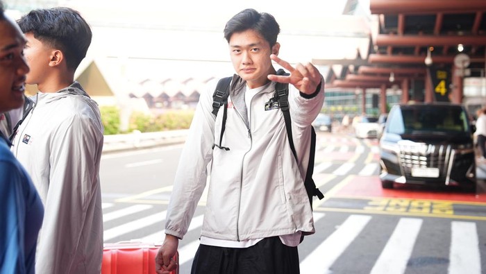 Timnas Basket Putra Indonesia U-18 sudah terbang ke Malaysia dengan membawa misi lolos FIBA U-18 Asia Cup 2024.