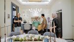 Wow! Ada Instalasi Rumah Mewah di Dalam Mal