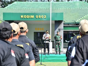 650 Personel Polres Ponorogo Amankan Arak-arakan PSHWTM di Puncak Suran Agung