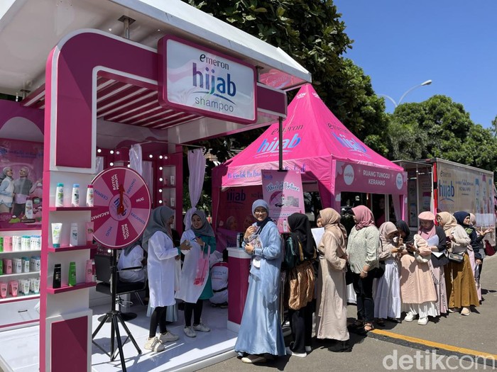 Suasana audisi Emeron Hijab Hunt 2024 di Parkir Barat Trans Studio Mall, Bandung, Jawa Barat, Sabtu (20/7/2024) mulai pukul 10.00 WIB.