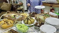 Momen hari raya Lebaran memang jadi hari spesial bagi Bella. Ia selalu menyiapkan aneka makanan enak di rumahnya setiap Lebaran tiba. Foto: Instagram @bellasaphiraofficial