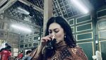 Keseruan Bella Saphira Saat Ngopi di Jogja hingga Singapura