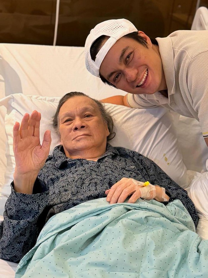 Baim Wong Baim Wong dan Jhonny Wong.