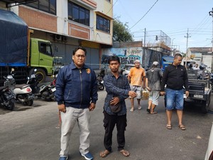 Vonis Ringan Juru Parkir Nuthuk di Pasar Kangen Jogja