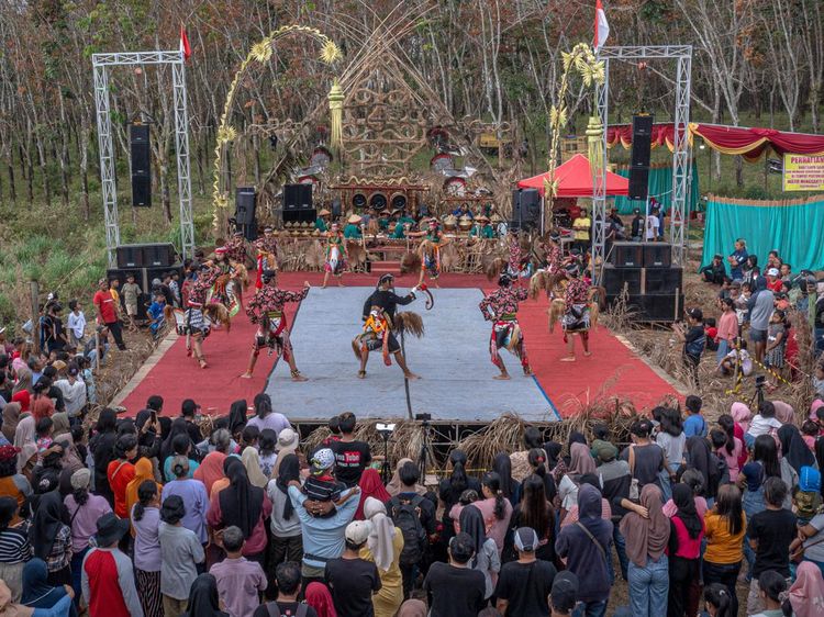 Meriahnya Gelar Karya Jaran Kepang di Kabupaten Semarang