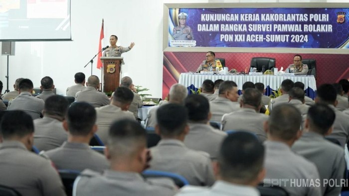 Kakorlantas Polri Irjen Aan Suhanan menyambangi Ditlantas Polda Aceh dalam rangka survei pengamanan rute lalu lintas dan parkir (rolakir) untuk gelaran PON XXI 2024 yang akan digelar di Aceh dan Sumatera Utara mendatang. Dok. Istimewa