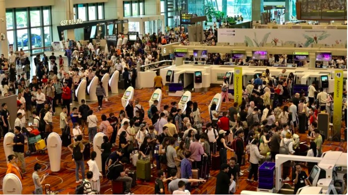 Kondisi Bandara Changi kacau
