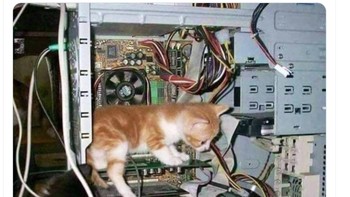 Harap sabar, teknisi kami sedang melakukan perbaikan. Foto: Twitter