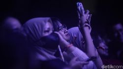 Nadin Amizah Sukses Hadirkan Lagi Konser Selamat Ulang Tahun di We The Fest