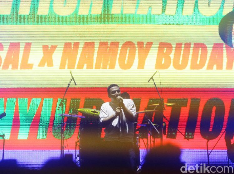 Sal Priadi Dari Planet Lain ke We The Fest 2024