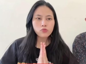 Seleb Tiktok Ayu Sinjai Minta Maaf Atas Konten Sunroof Mobil di Suramadu