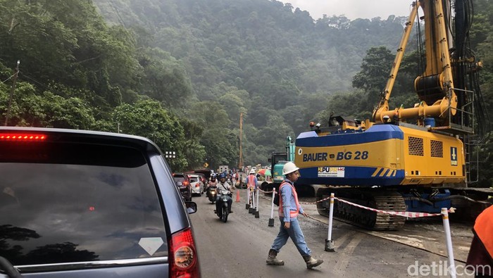 Situasi sore ini di jalur Lembah Anai