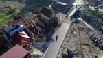 Warga Bangun Kembali Rumah yang Terdampak Lahar Dingin Gunung Marapi