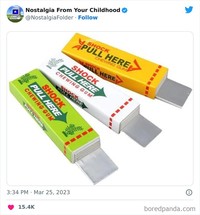 Deretan foto berikut memperlihatkan bagaimana populernya barang dan aktivitas ini di masanya. Apabila detikers tau atau pernah mengalaminya, itu artinya kamu sudah tua, hehehe.