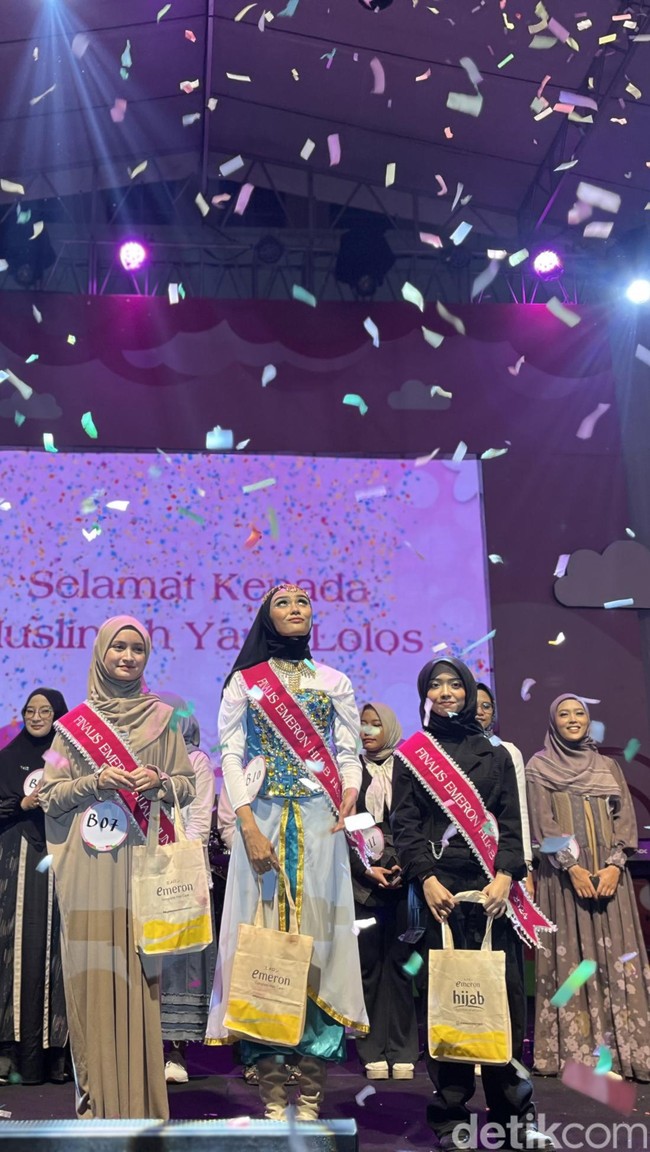 Dan sudah ada tiga peserta yang lolos audisi  Emeron Hijab Hunt 2024 di Bandung. Dia adalah Shafira Fitri Baraja, Salma Naila, Desi Rachmi. Foto: Dok. Gresnia/Wolipop.