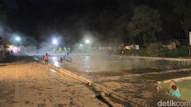Air panas Cimanggu, Rancabali, Kabupaten Bandung saat masih beroperasi