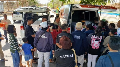 Dua jenazah PMI saat tiba di terminal kargo Bandara El Tari Kupang, Sabtu (20/7/2024). (Dok. BP3MI NTT).
