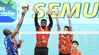 Set kedua tak kalah sengit. Namun menjadi milik Bhayangkara Presisi dengan kemenangan 25-22. Dalam keadaan 1-1, Bhayangkara Presisi tampil lebih dominan pada set ketiga dan mengunci kemenangan 25-22.  