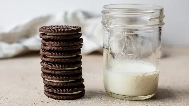 kue cangkir 2 bahan pakai oreo dan susu
