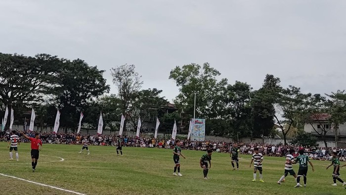 Laga final sepakbola Bupati Banyuwangi Cup 2024