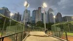 Potret Nongkrong Seru di Spot Baru: Lapangan Softball GBK