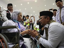 Menag Sambut Jemaah Haji Kloter Terakhir di Asrama Haji Pondok Gede