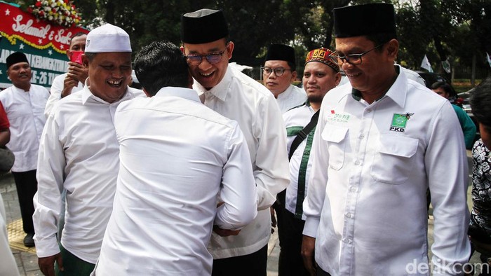 DPW PKB DKI Jakarta menggelar peringatan Hari Lahir ke-26 PKB, Minggu (21/7). Mantan Gubernur DKI Jakarta Anies Baswedan hadir dalam acara tersebut.