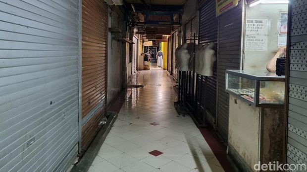 Pasar Kapasan Surabaya
